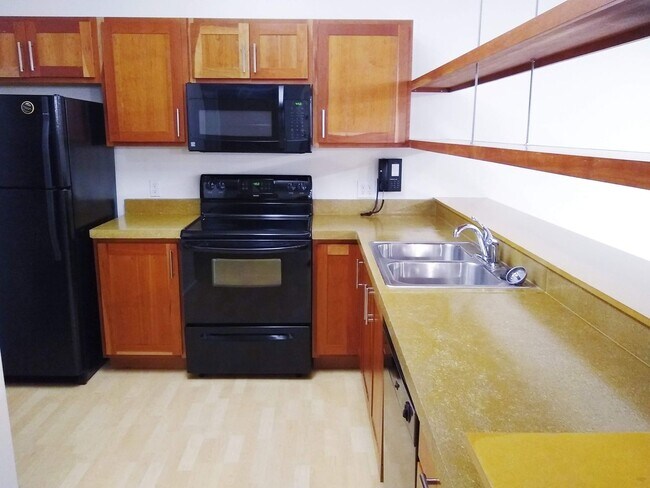 Interior Photo - The Mercury