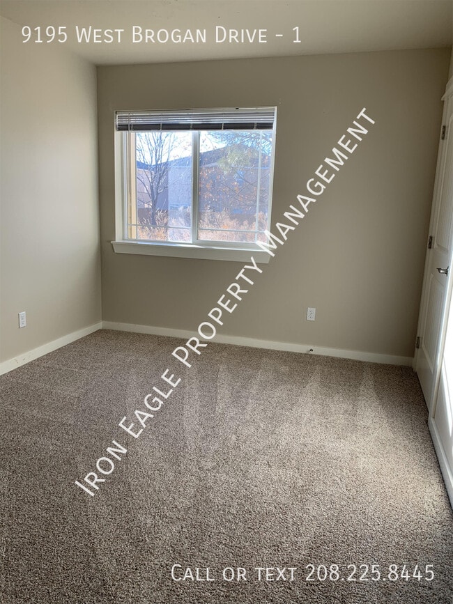 Building Photo - 9195 W Brogan Dr