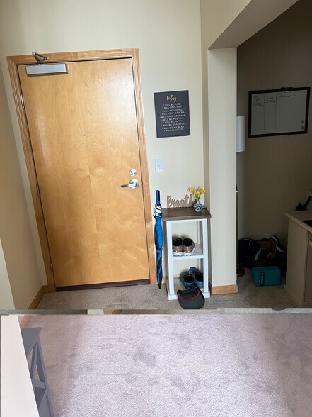 Building Photo - 7600 Lyndale Ave S