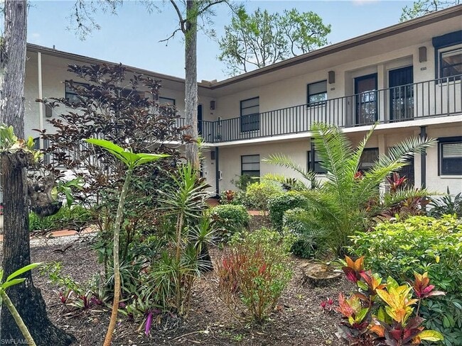 Building Photo - 1701 Courtyard Way