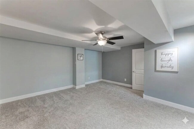 Building Photo - 1824 English Oak Dr