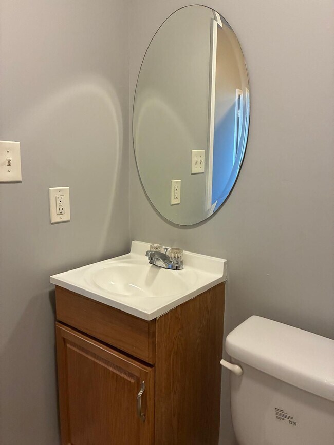 Building Photo - 1719 Pennsylvania Ave