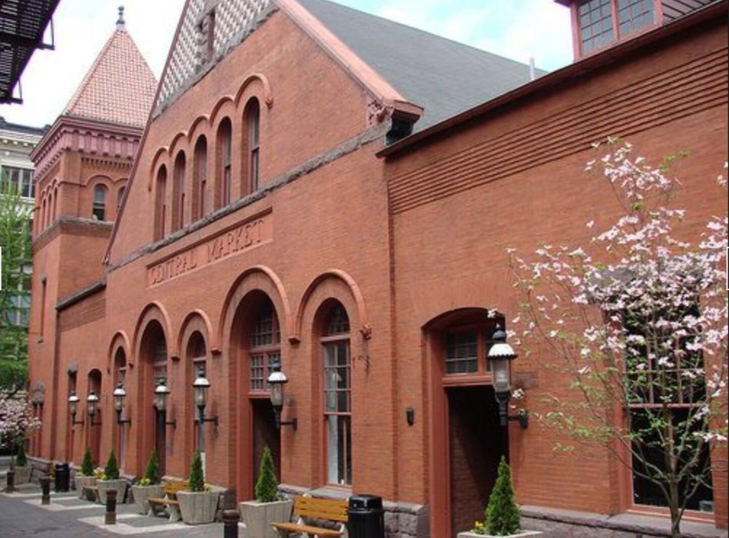 Walk to Lancaster Central Market! Just a couple blocks away! - 15 South Lime Street