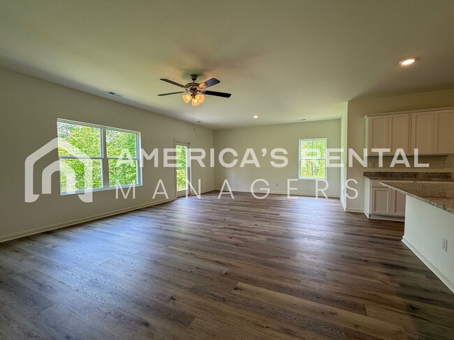 Building Photo - New Construction Home for Rent in Kimberly...