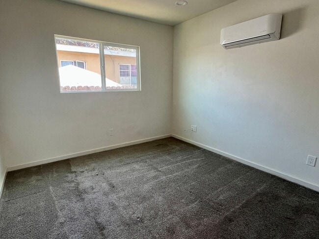 Building Photo - 1 Bedroom 1 Bath Granny Flat