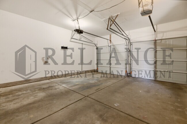 Building Photo - 9711 W Birch Ln