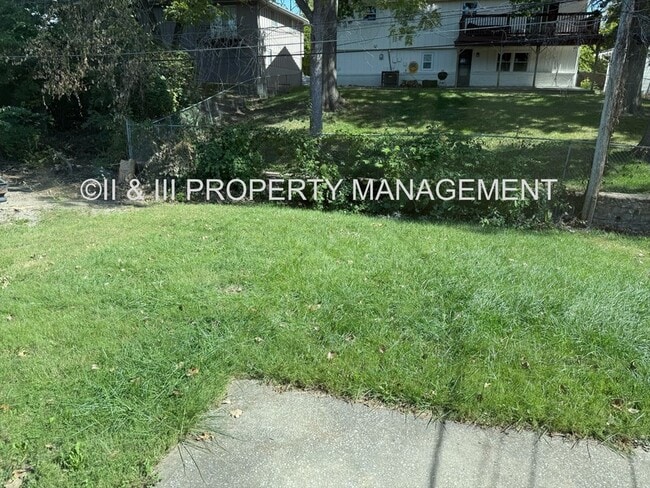 Building Photo - 9219 Central St