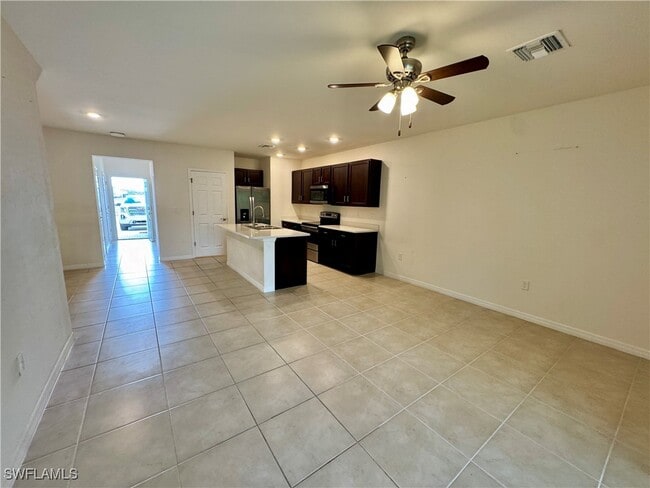 Building Photo - 15315 Wildflower Cir