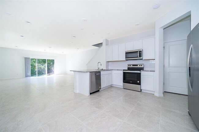 Building Photo - 4526 Cypress Cay Wy