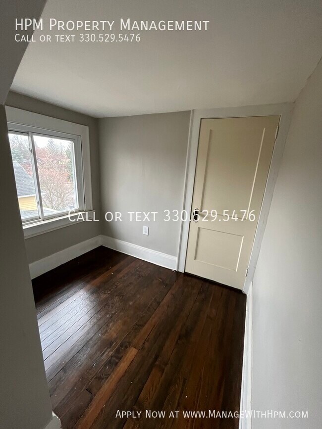 Building Photo - 59 S Highland-3