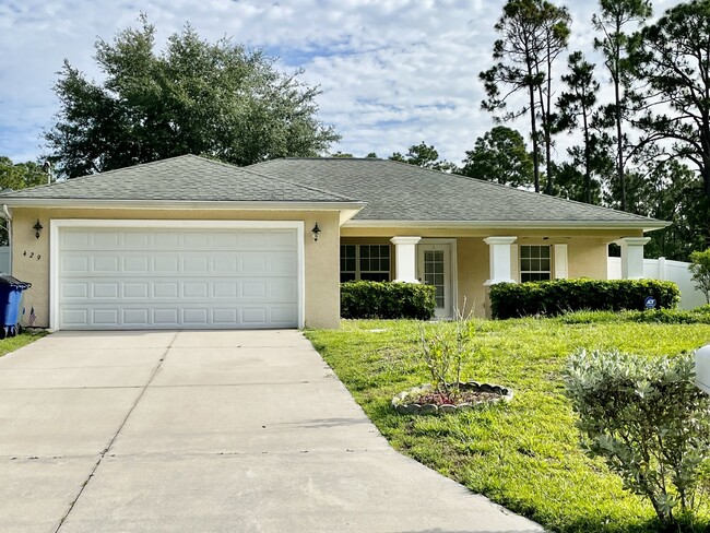 Primary Photo - Lehigh Acres-NOW AVAILABLE **3 Bedroom/ 2 ...