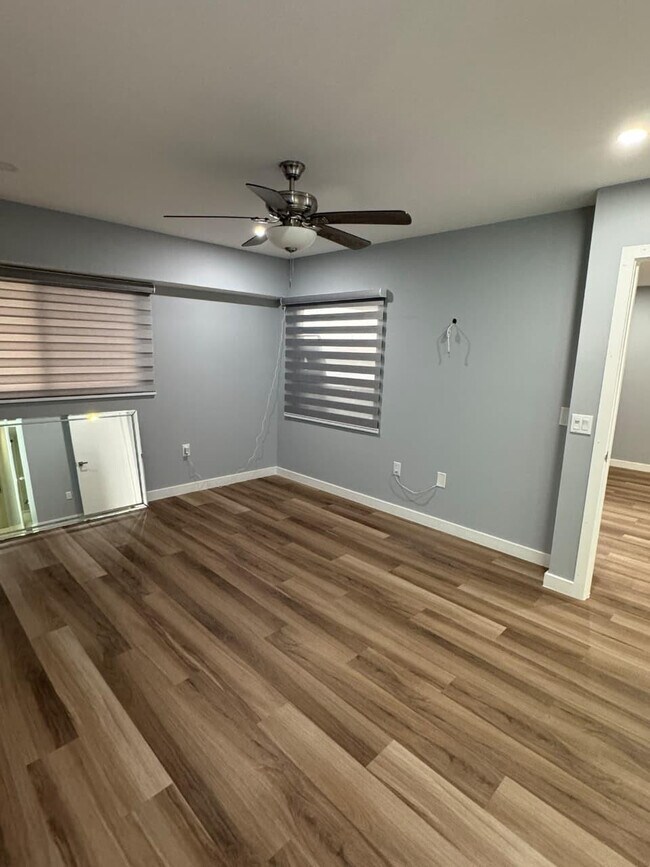 Building Photo - 1500 SW 131st Way