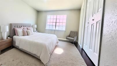 Building Photo - 3810 Englewood Cir