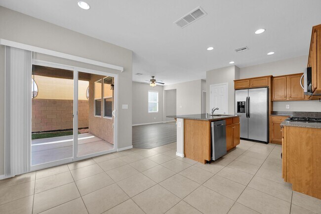 Building Photo - 1548 Otero Valley Ct