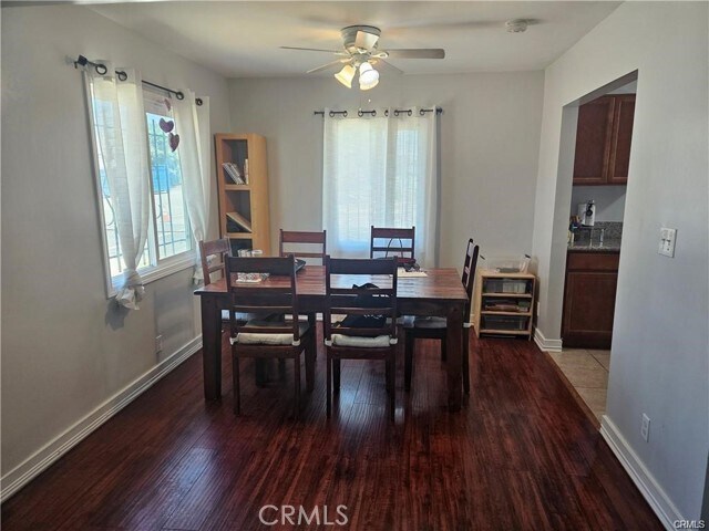 Building Photo - 10202 S Doty Ave