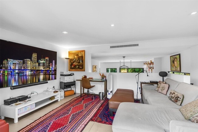 Building Photo - 420 Palmwood Ln