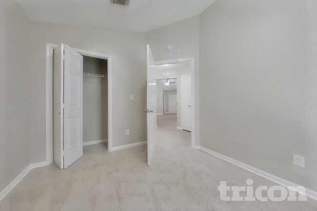 Building Photo - 3103 Kelling St