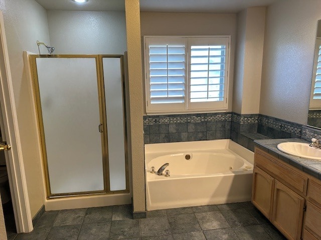 Building Photo - Modesto 5 Bedroom 3 Bathroom with a Pool