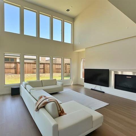 Building Photo - 4100 Woodbine Ln