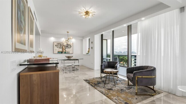 Building Photo - 5875 Collins Ave