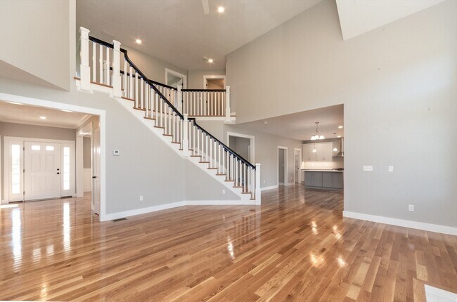 Building Photo - 61 Boutelle Rd