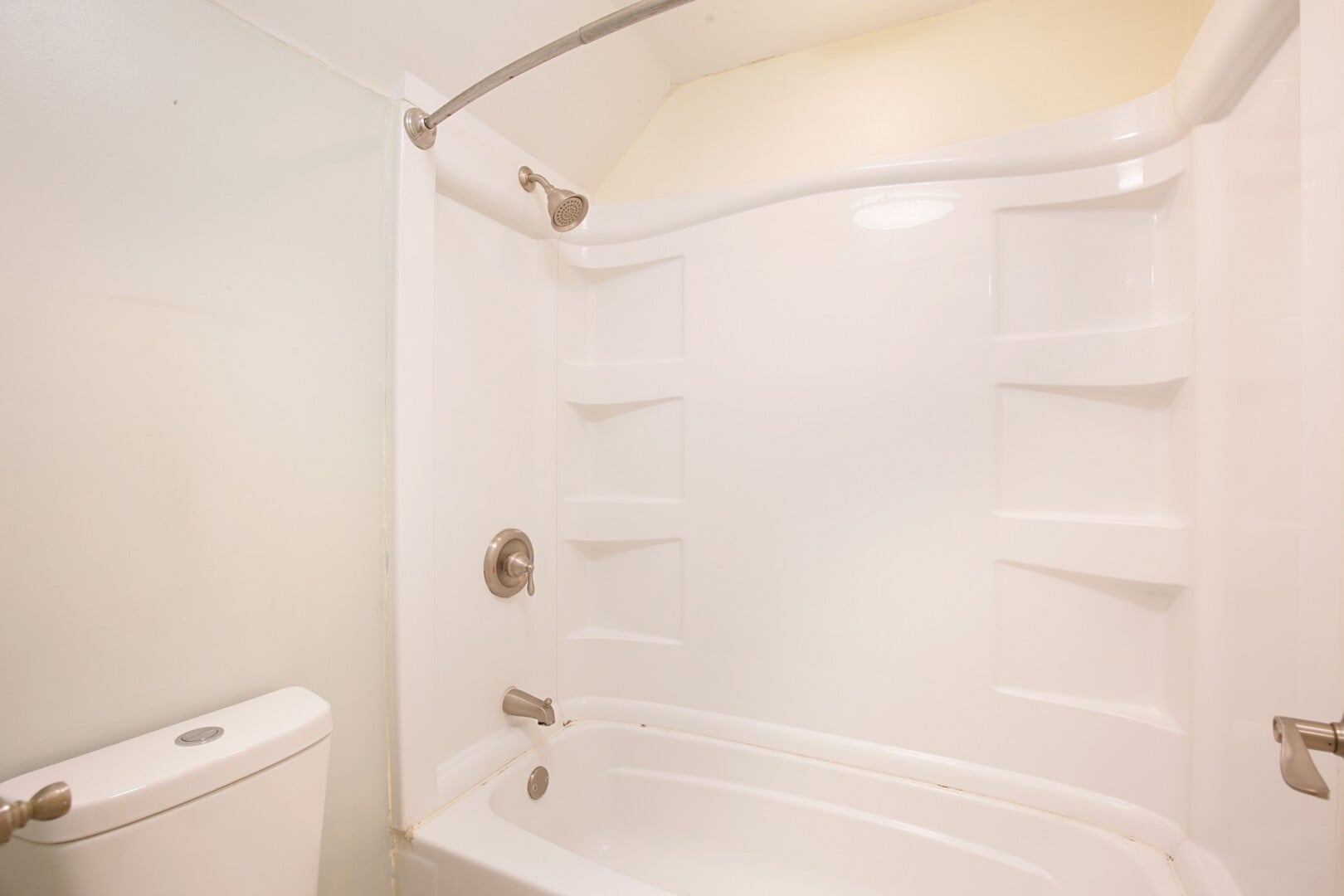 Building Photo - 1006 S 5th Street