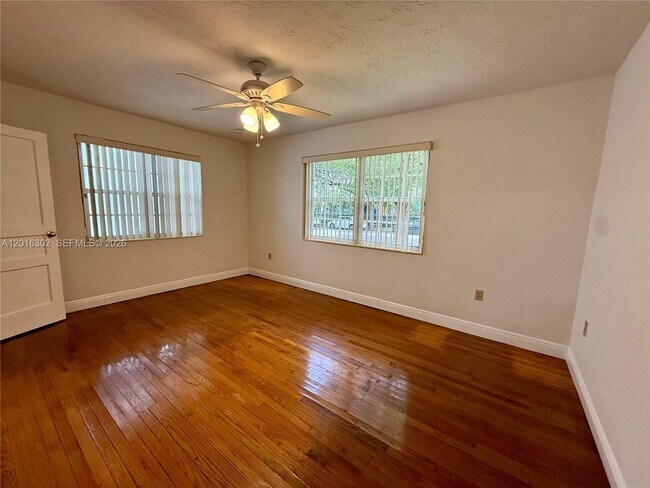 Building Photo - 110 Antilla Ave