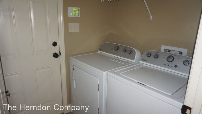 Building Photo - 3 br, 2 bath House - 4013 Glen Laurel Drive N