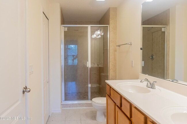 Building Photo - 403 Oasis Ln