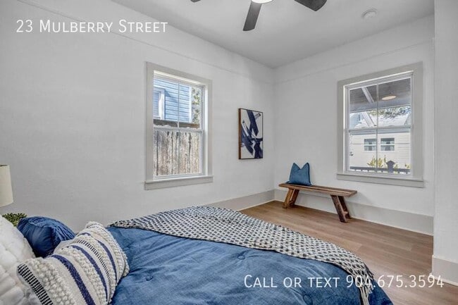 Building Photo - 23 Mulberry St