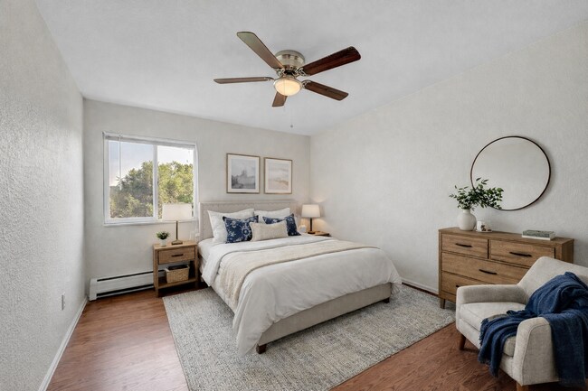 Building Photo - $840.95 with Half Off the first month's rent, 1 Bed, 1 Bath, Condo in Denver with Cozy Fireplace!