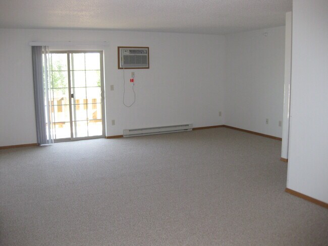 Building Photo - 1110 Canoga Park Dr