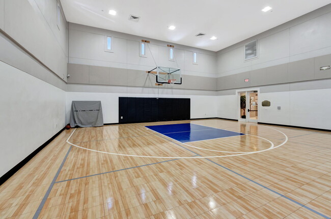 Building Photo - 3421 Tuscany Way