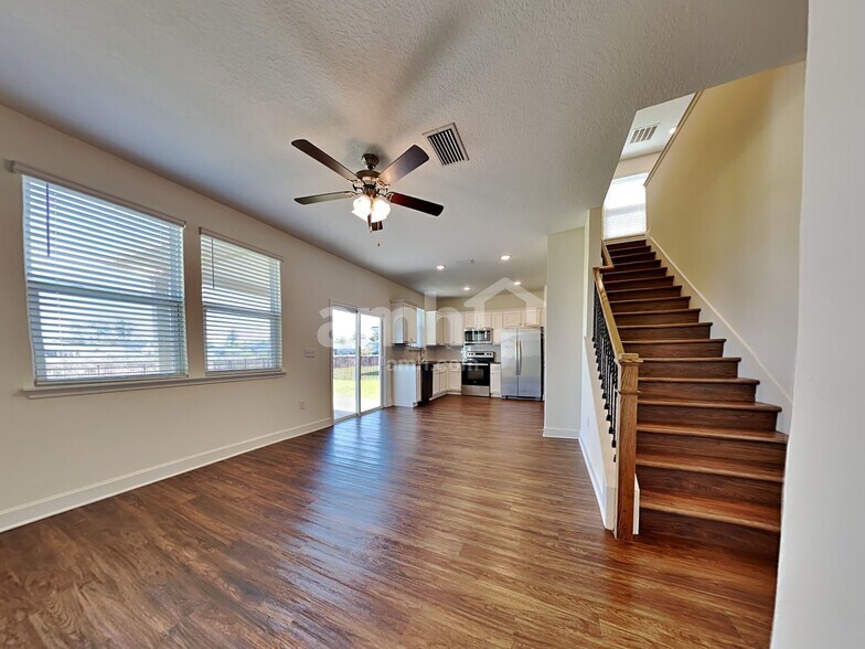 Building Photo - 1155 Tan Tara Trail