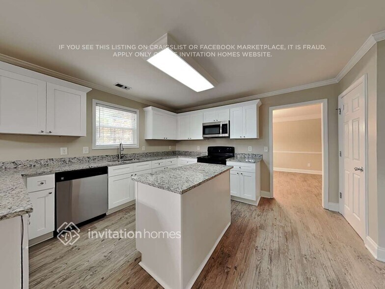 Building Photo - 6410 Woodlore Trail NW