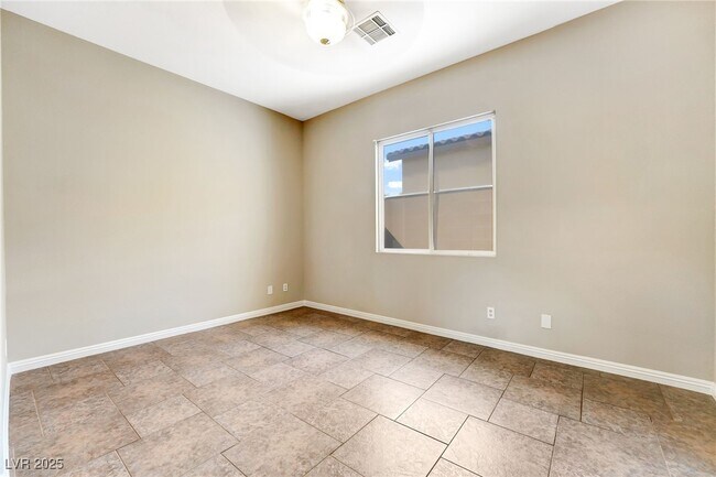 Building Photo - 7232 Frontier Hills Ave