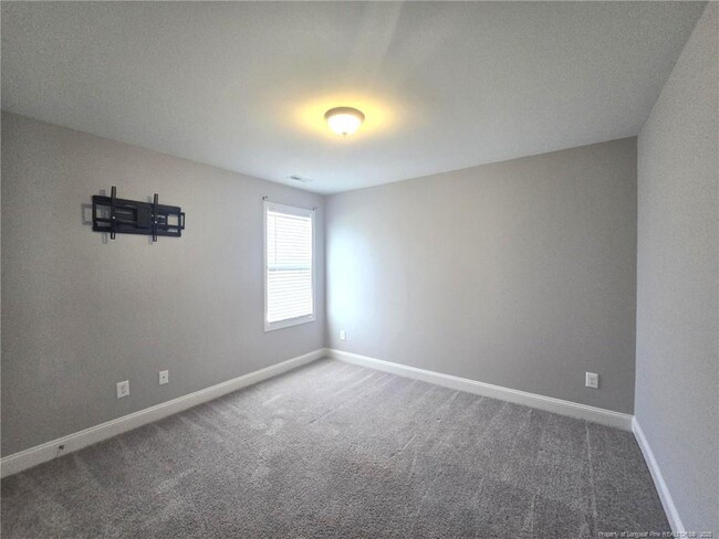Building Photo - 604 Amusement Dr