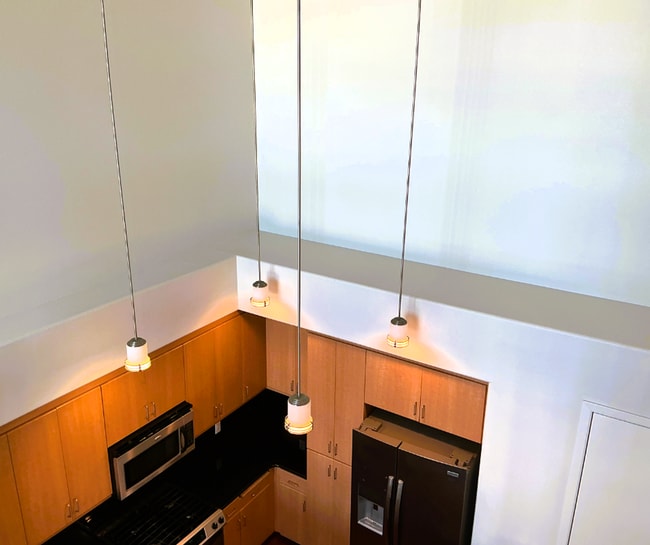 Building Photo - 1 Bedroom Home with Office/Loft - At DUBLIN Side BART Station