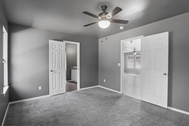 Building Photo - 2817 Green Canyon Dr