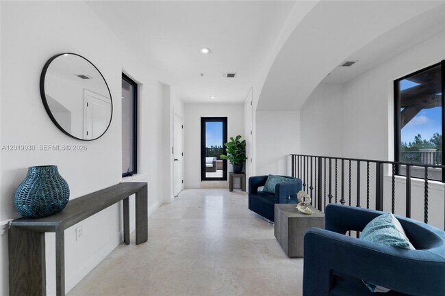 Building Photo - 6226 Paradise Point Dr