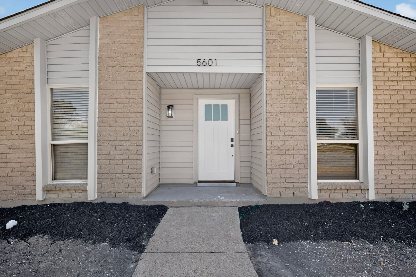 Building Photo - 5601 Truitt St