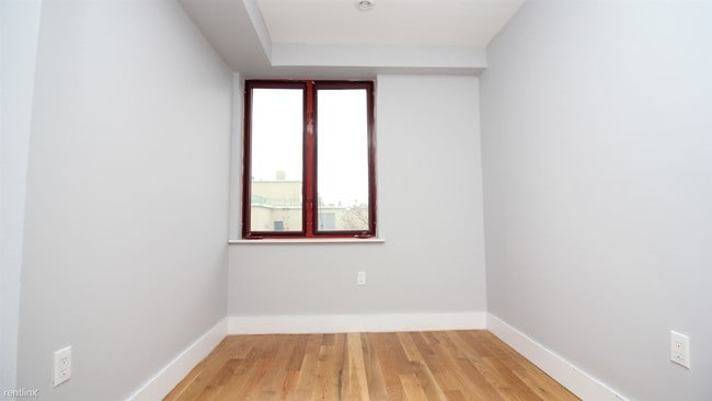 Building Photo - 99 Wilson Ave