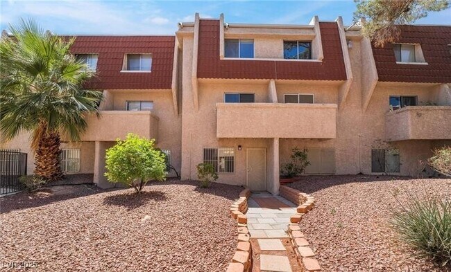 Building Photo - 3591 Arville St