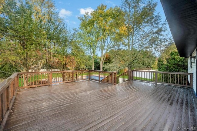 Building Photo - 29 Dillon Dr