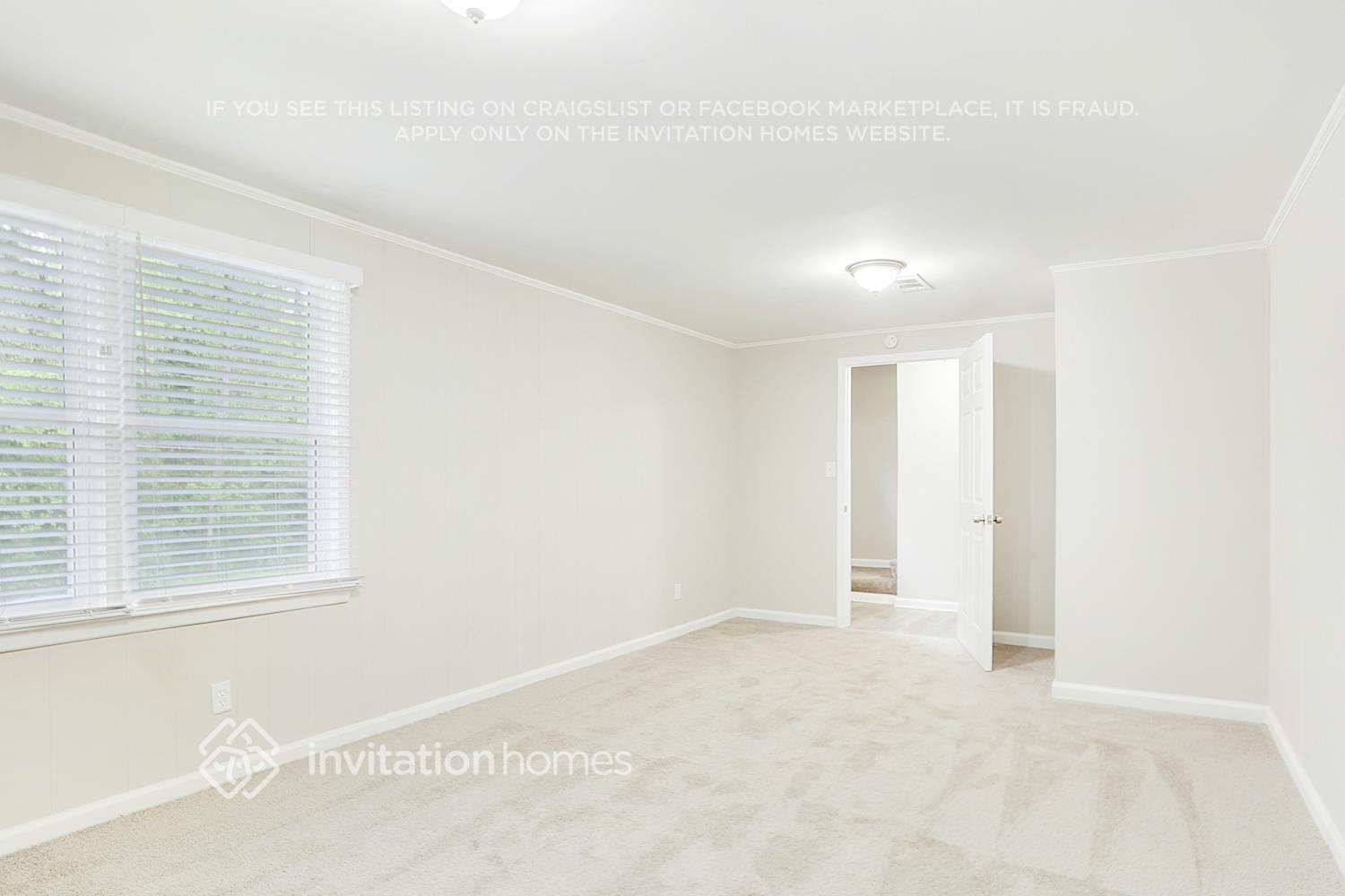 Building Photo - 2369 Brentford Pl