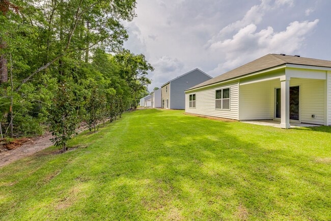 Building Photo - Nearly New 3-Bedroom Home in Longleaf Village