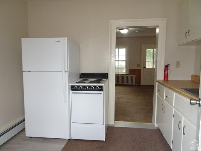 Building Photo - 167 NY-23