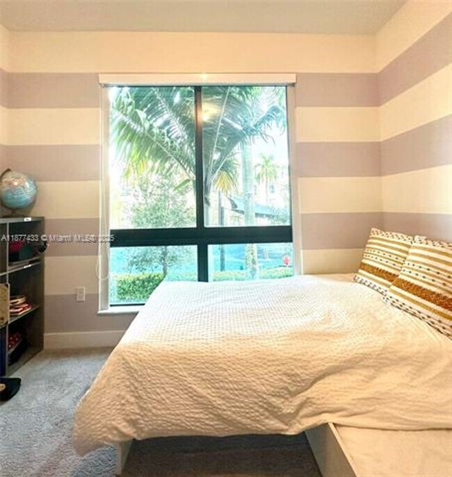 Building Photo - 4640 NW 84th Ave