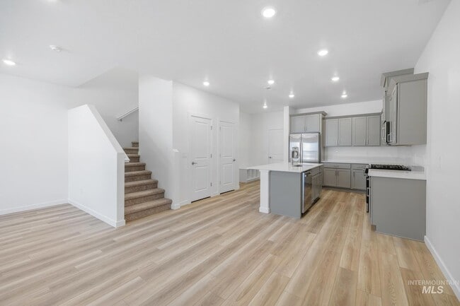 Building Photo - 4234 W Cirrus Ln