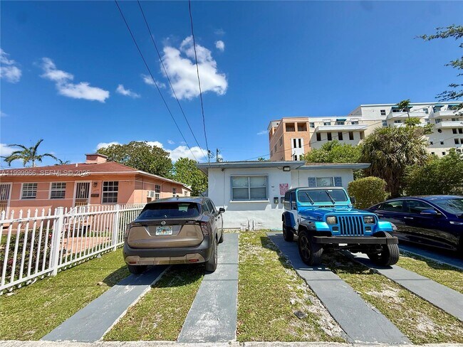 Building Photo - 1467 NW 53rd St